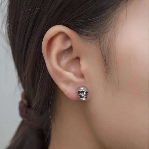 Skull Stud Earrings unisex Gothic Style