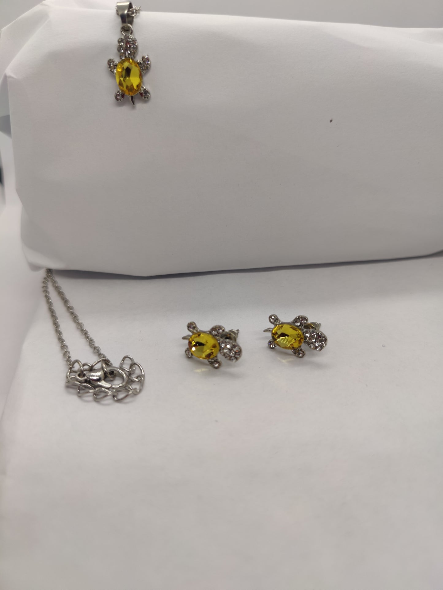 Yellow on silver color glass turtle necklace and earrings set